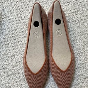 Rothy’s Merino Camel Houndstooth Points. BRAND NEW Size W9